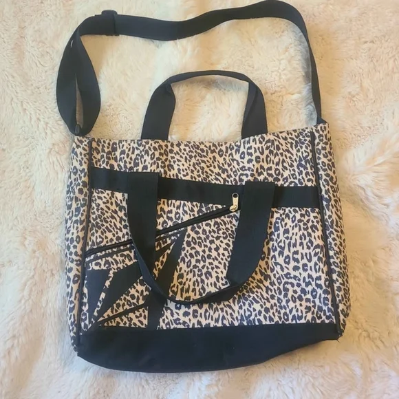 Volcom Leopard Print Laptop Messenger Bag - Picture 3 of 10